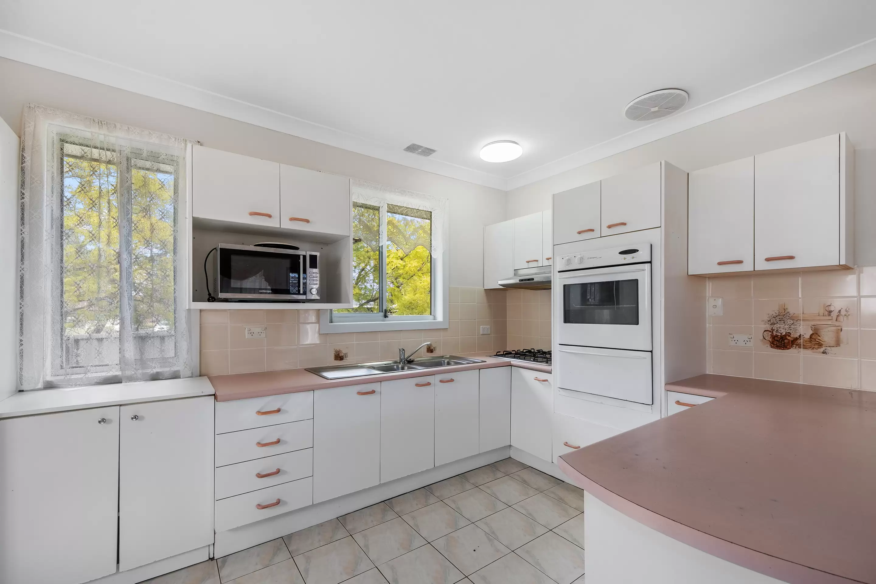 70 Osborne Road, Marayong Sold by Cutcliffe Properties - image 5