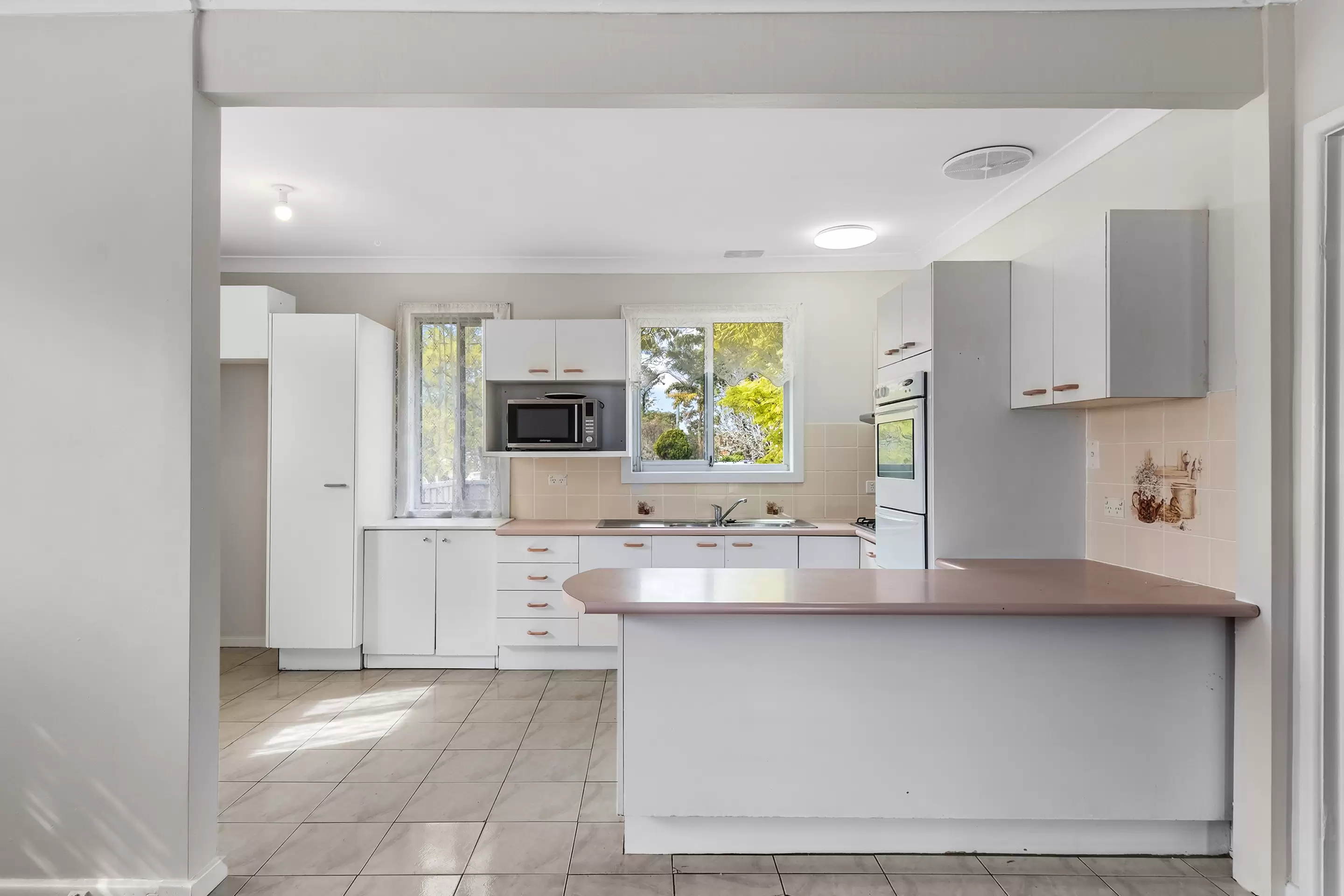 70 Osborne Road, Marayong Sold by Cutcliffe Properties - image 4