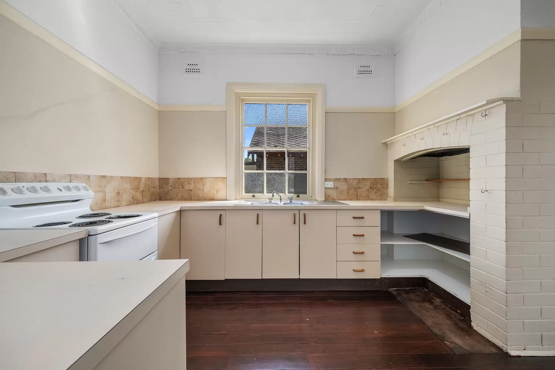319 Windsor Street, Richmond Sold by Cutcliffe Properties - image 1
