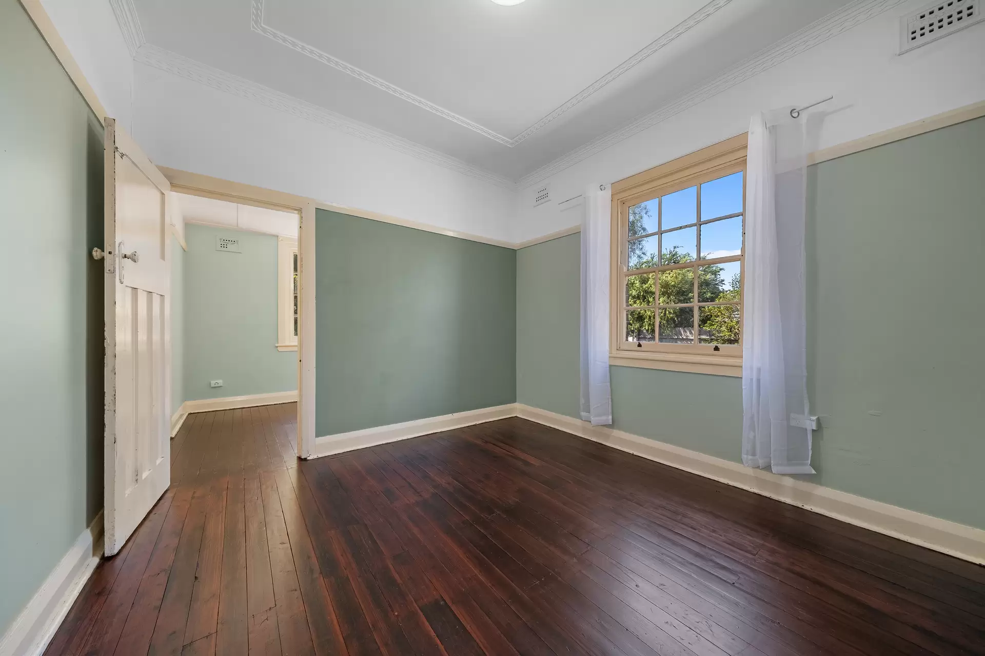 319 Windsor Street, Richmond Sold by Cutcliffe Properties - image 1