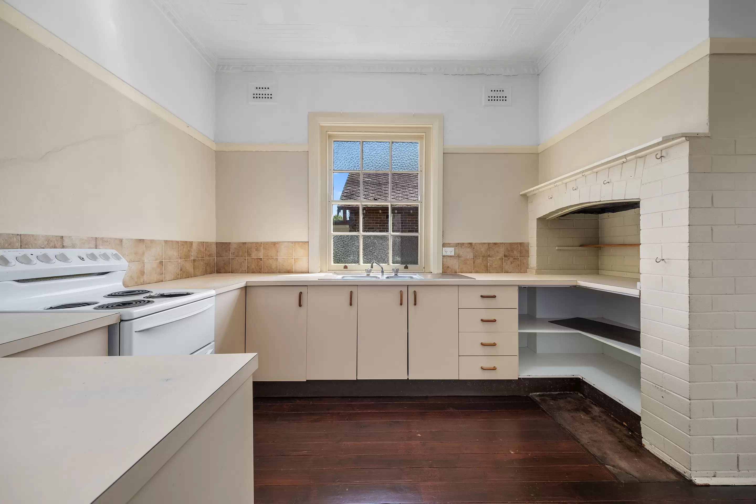 319 Windsor Street, Richmond Sold by Cutcliffe Properties - image 7