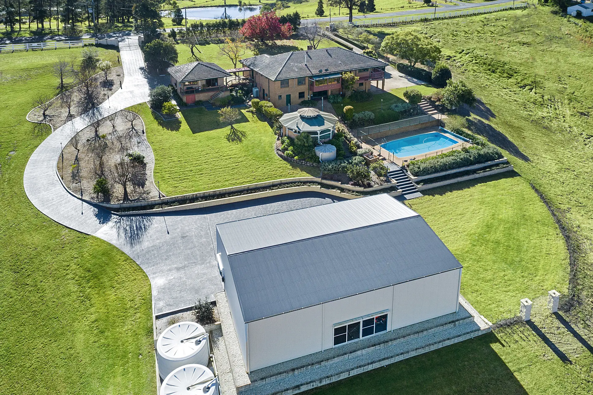 166 East Kurrajong Road, East Kurrajong Sold by Cutcliffe Properties - image 1