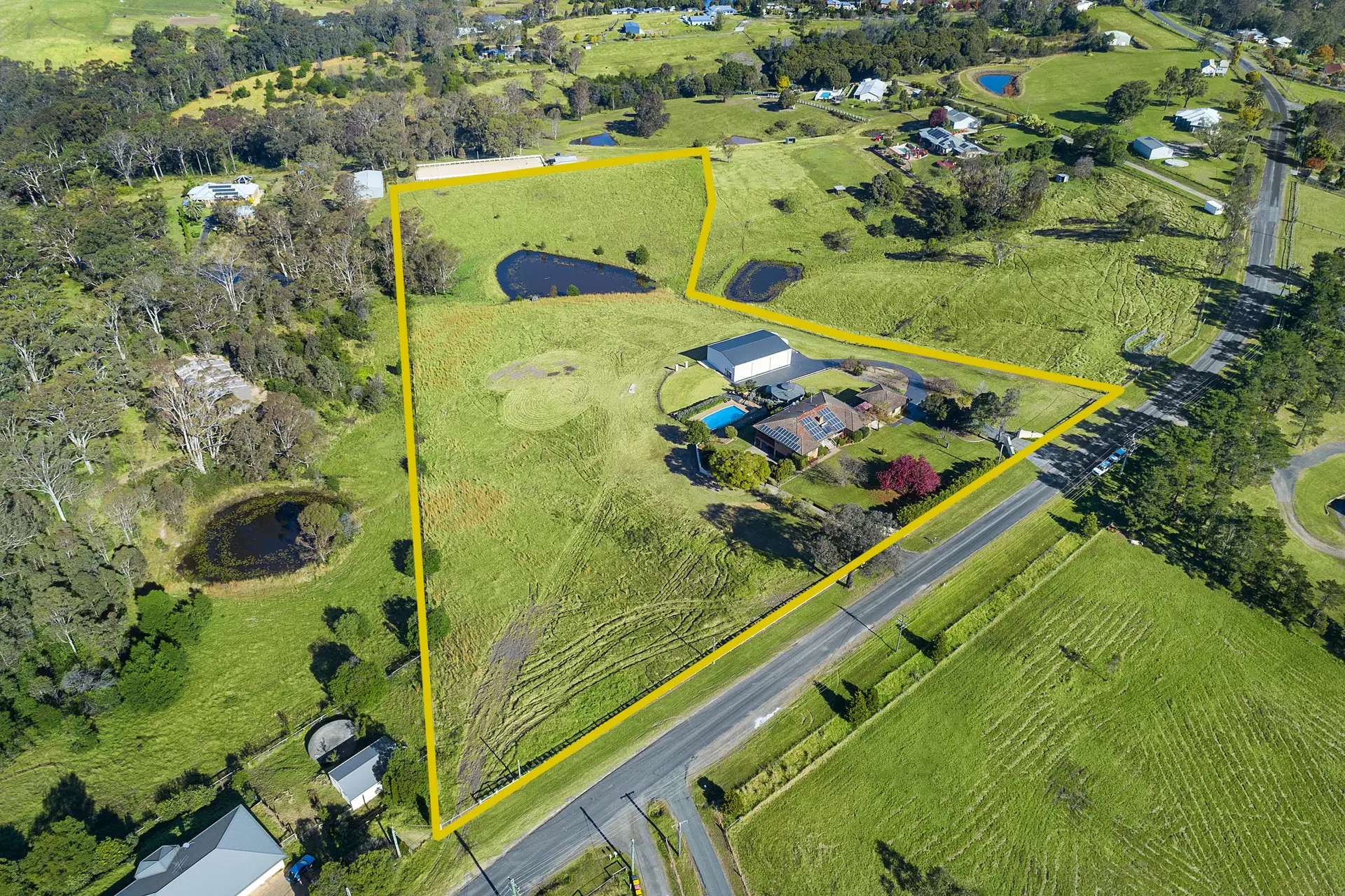 166 East Kurrajong Road, East Kurrajong Sold by Cutcliffe Properties - image 1