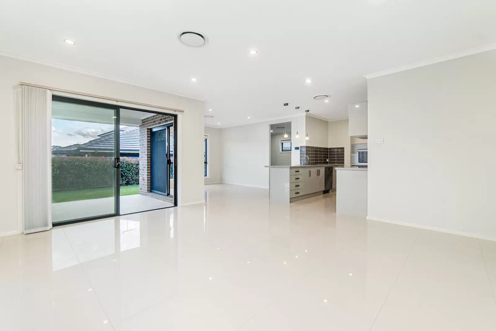 13 Brahman Road, Box Hill Leased by Cutcliffe Properties - image 2