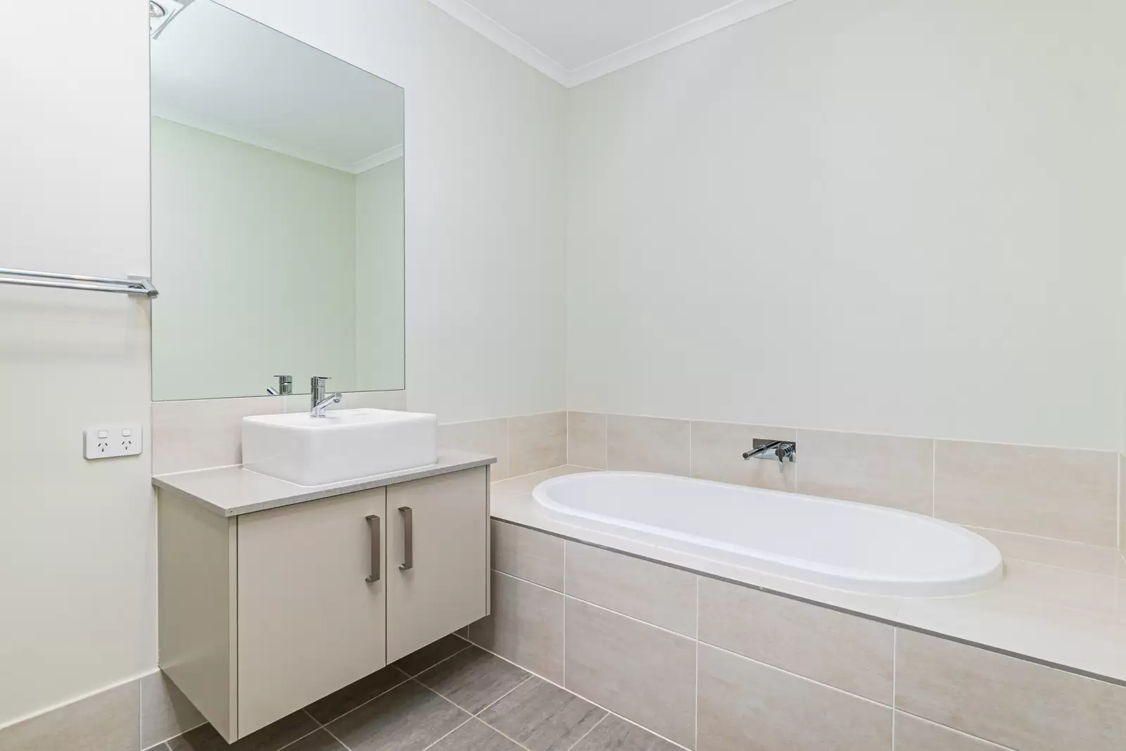 13 Brahman Road, Box Hill Leased by Cutcliffe Properties - image 5