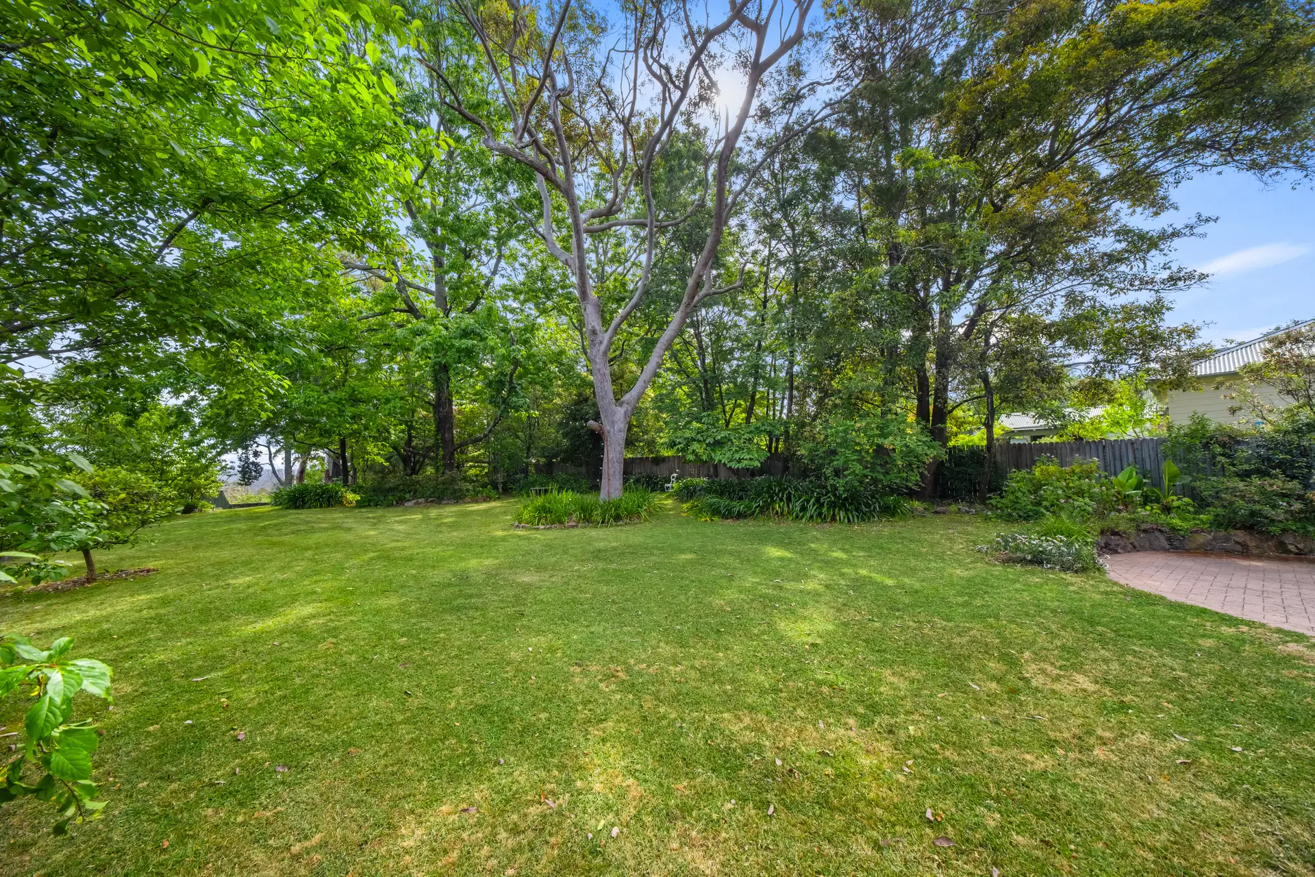 82 Railway Parade, Hazelbrook Sold by Cutcliffe Properties - image 1