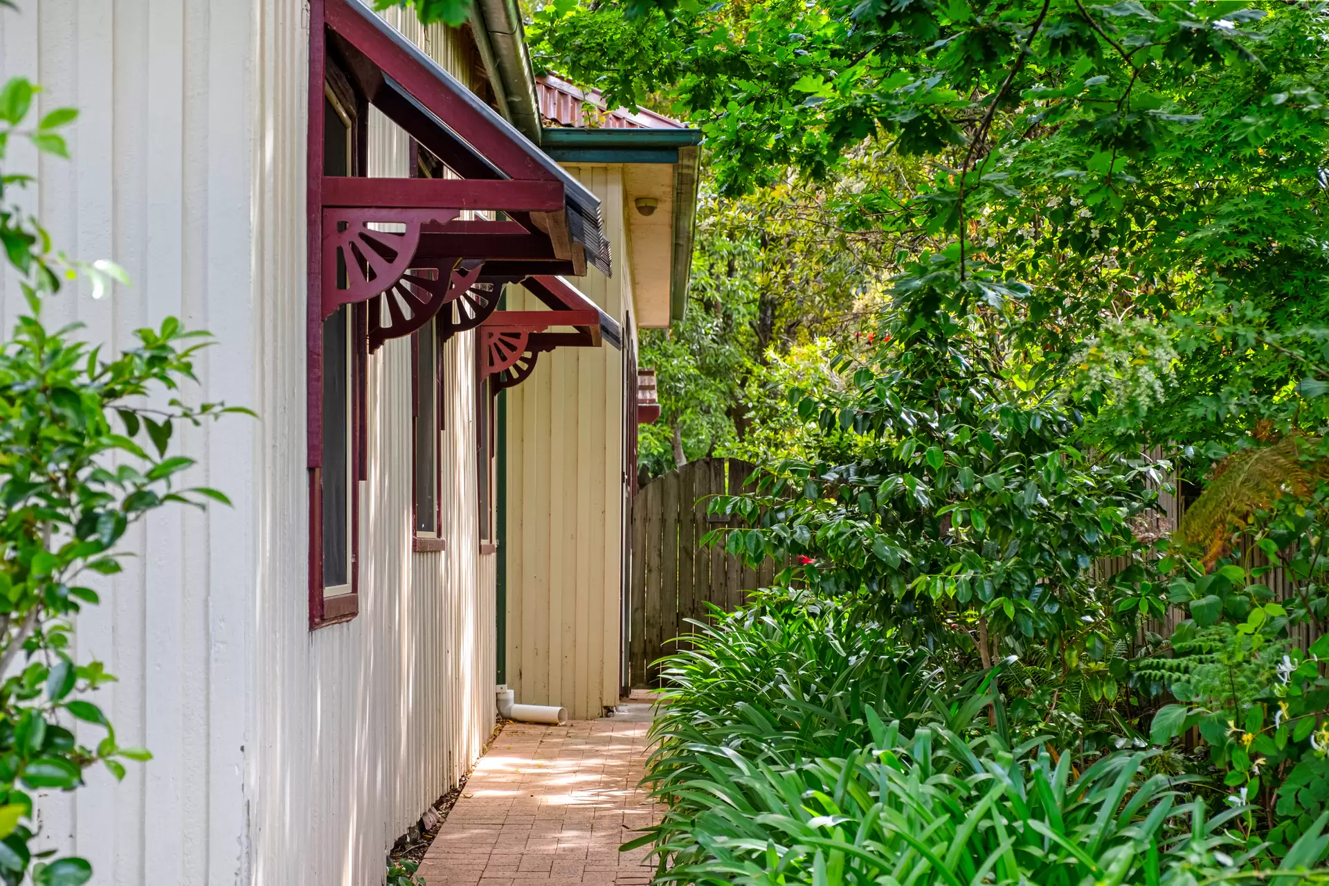 82 Railway Parade, Hazelbrook Sold by Cutcliffe Properties - image 1