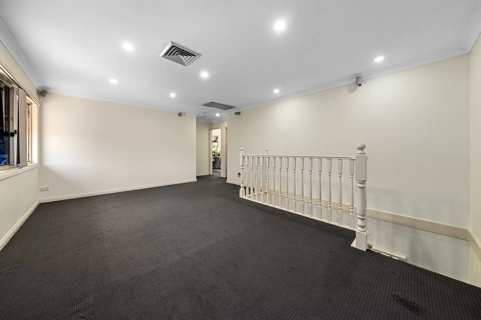 84-90 Reynolds Road, Londonderry Sold by Cutcliffe Properties - image 1