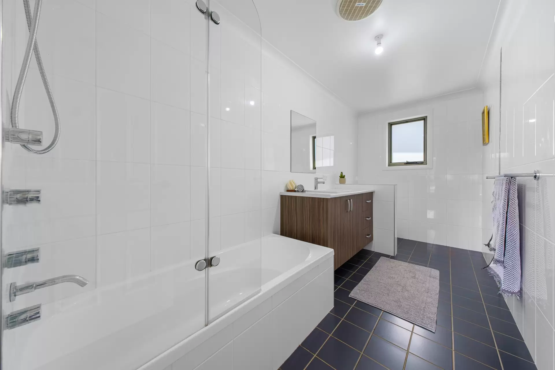 3/41 Grose Vale Road, North Richmond Sold by Cutcliffe Properties - image 1