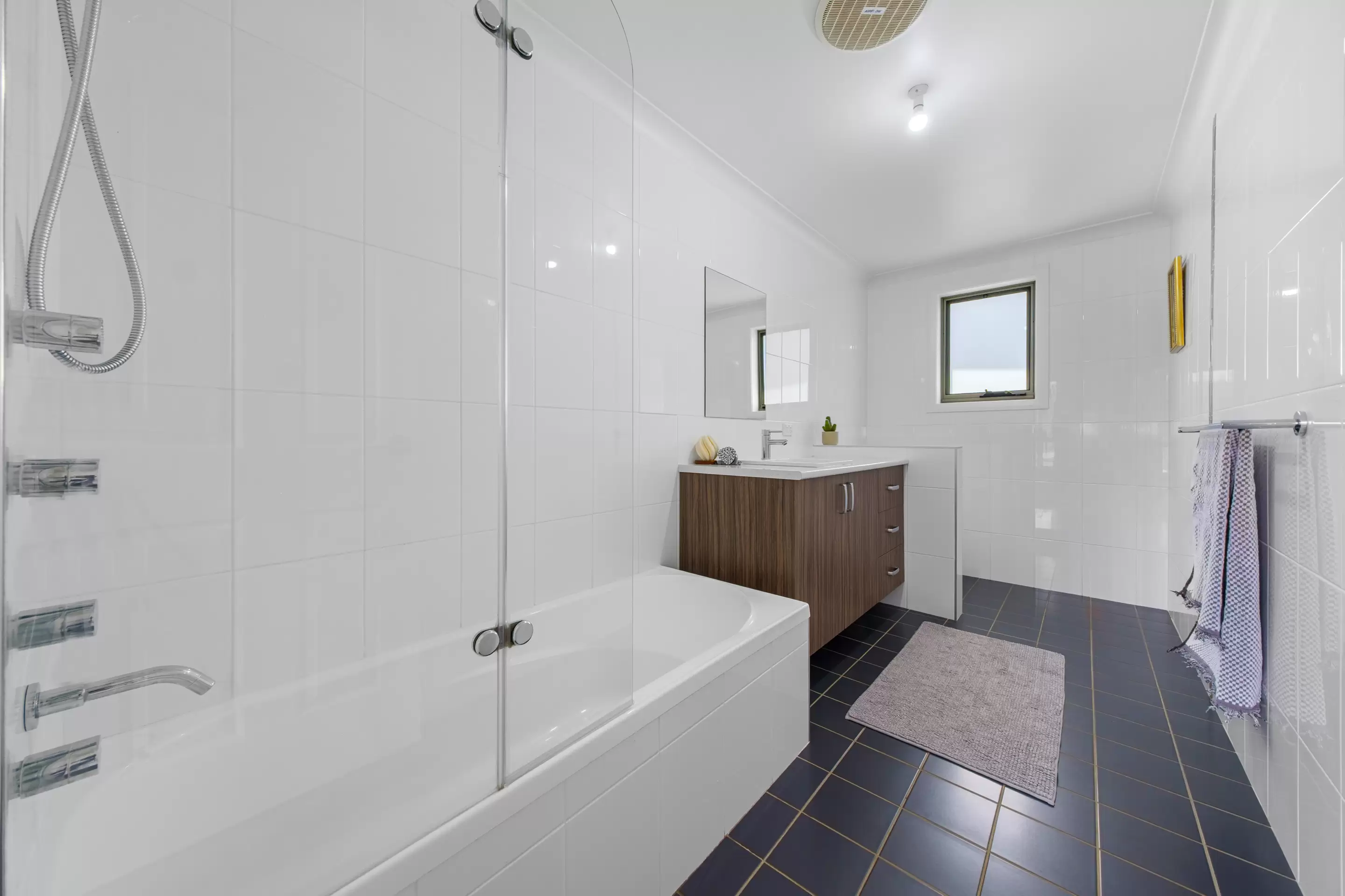 3/41 Grose Vale Road, North Richmond Sold by Cutcliffe Properties - image 9