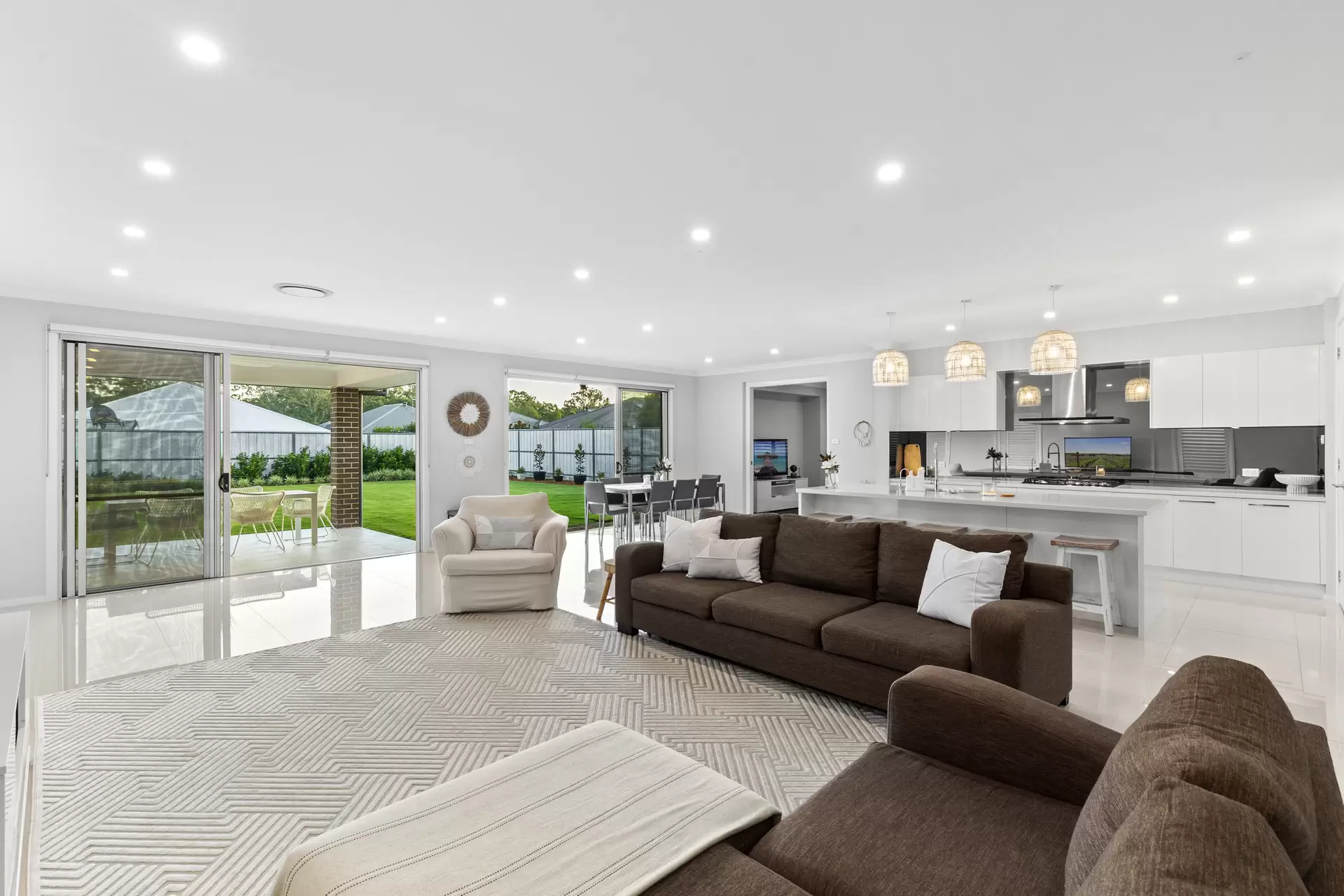 40 The Cedars Avenue, Pitt Town Sold by Cutcliffe Properties - image 1