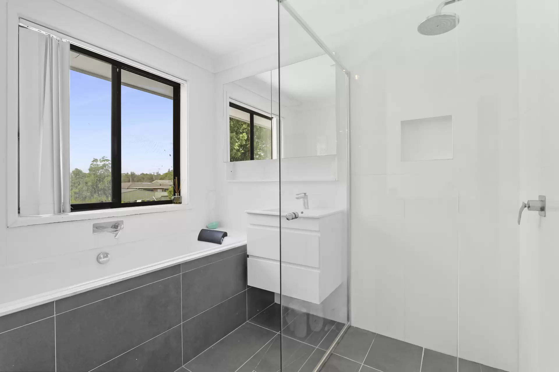 35 Bathurst Street, Pitt Town Leased by Cutcliffe Properties - image 1
