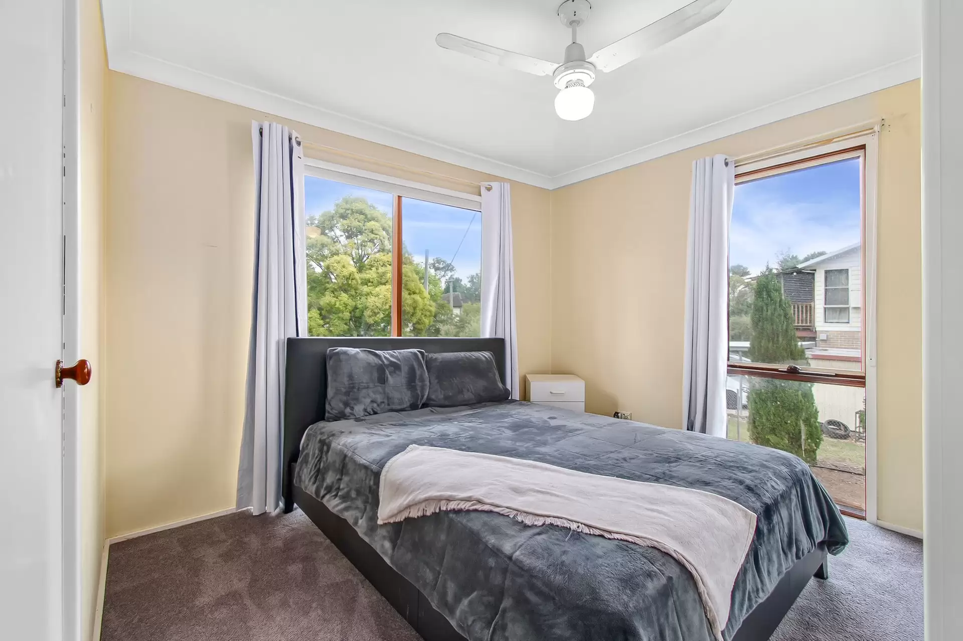 181 Cox Street, South Windsor Sold by Cutcliffe Properties - image 1
