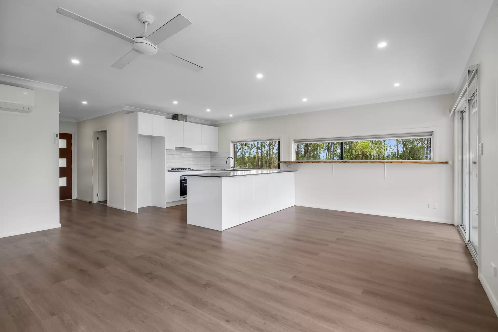16 Carmichael Place, East Kurrajong Sold by Cutcliffe Properties - image 1