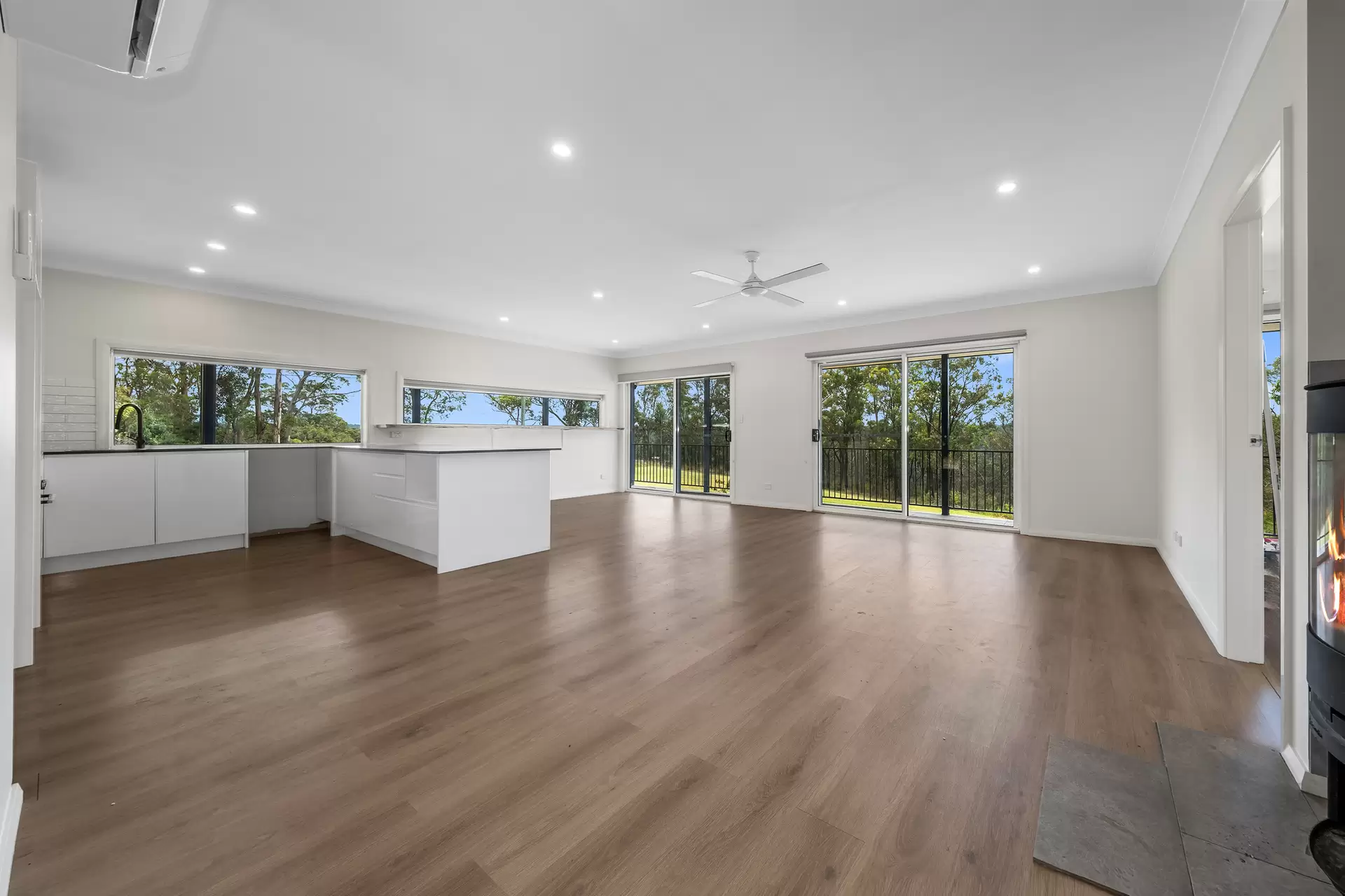 16 Carmichael Place, East Kurrajong Sold by Cutcliffe Properties - image 1
