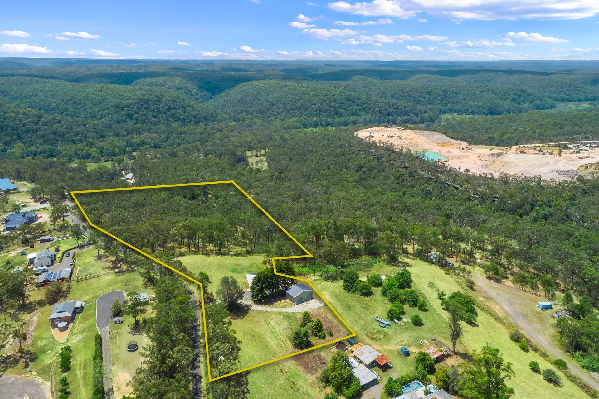16 Carmichael Place, East Kurrajong Sold by Cutcliffe Properties - image 1